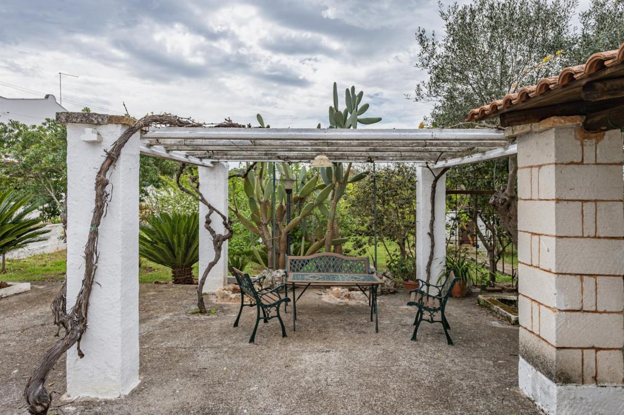 Villa Trullo Saraceno By Rentbeat Ostuni Exterior foto