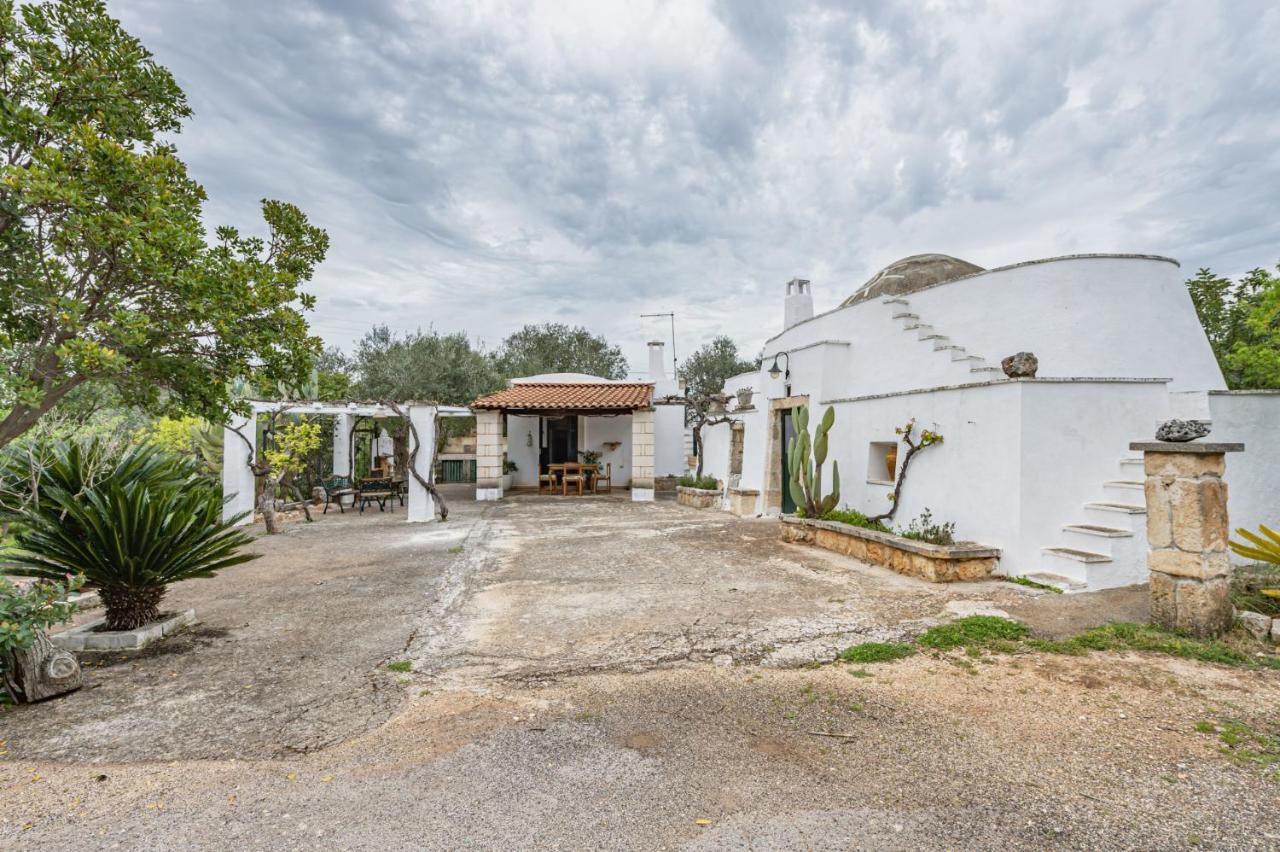 Villa Trullo Saraceno By Rentbeat Ostuni Exterior foto